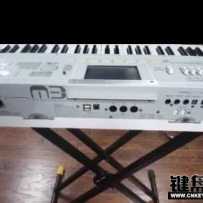 korg m3 xp汾61  yamaha modx8