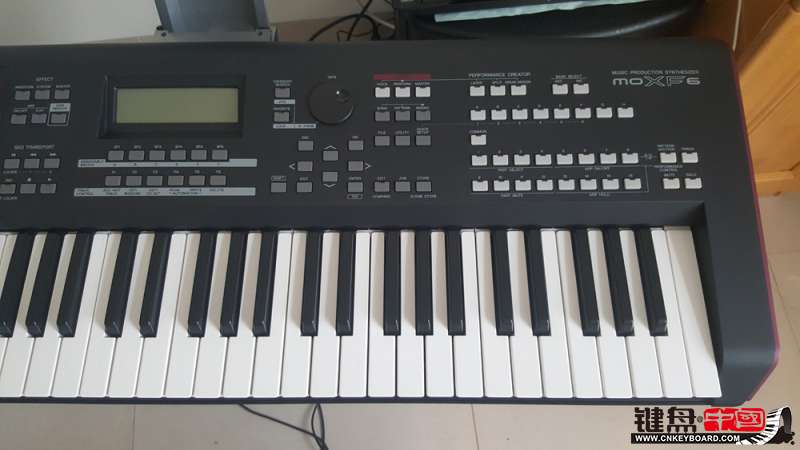 YAMAHA  MOXF6