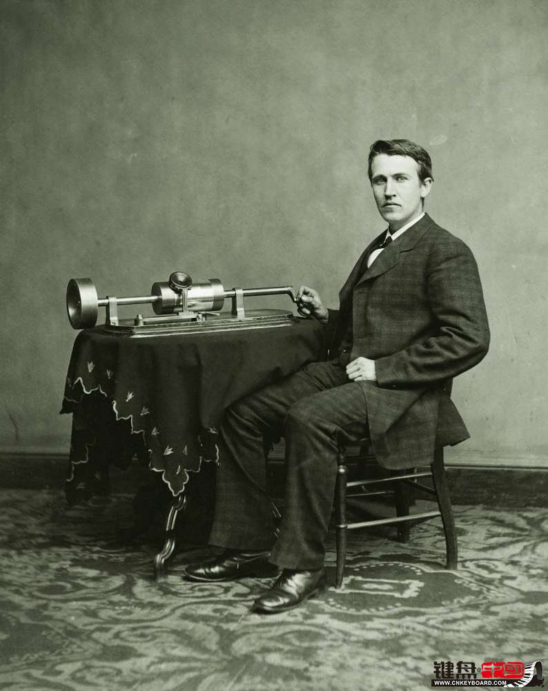 Phonograph1.jpg