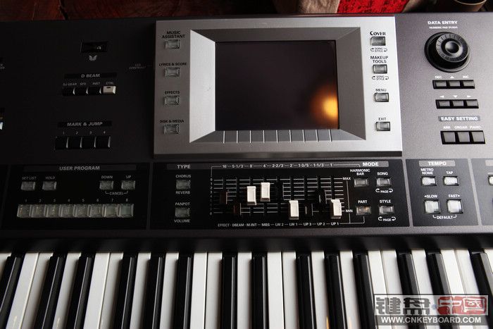 ROLAND G70