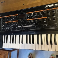 ת9Roland Jupiter xm