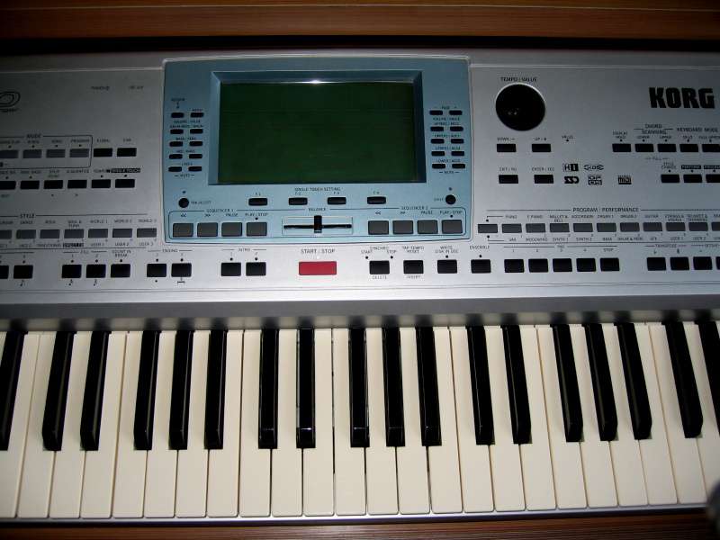 Ƭ 112.jpg