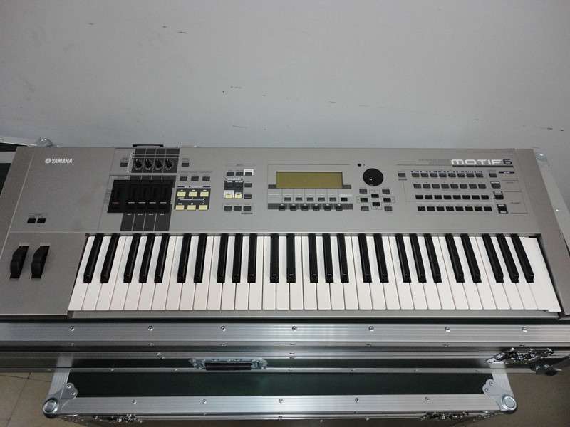 Yamaha Motif 6.jpg