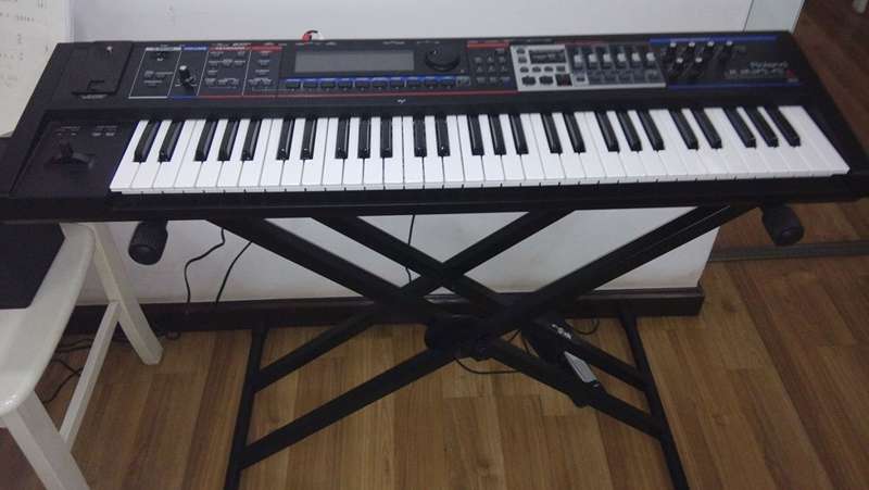 Roland  juno-gi�ϳ���