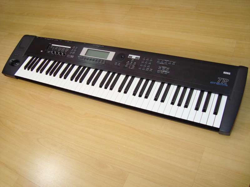 korg-tr-76-sintetizador-vendas-ou-trocas-14174-MLB4121107660_042013-F.jpg