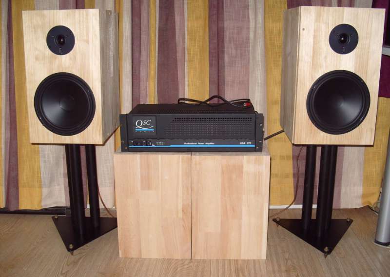 S1052805.jpg