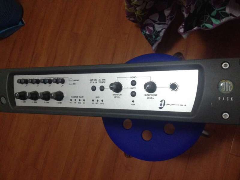 RACK 002
