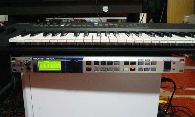 YAMAHA_Motif-Rack.jpg