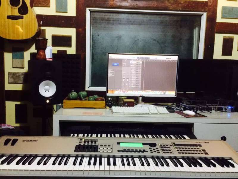 ��ɫ�ָзǳ�����