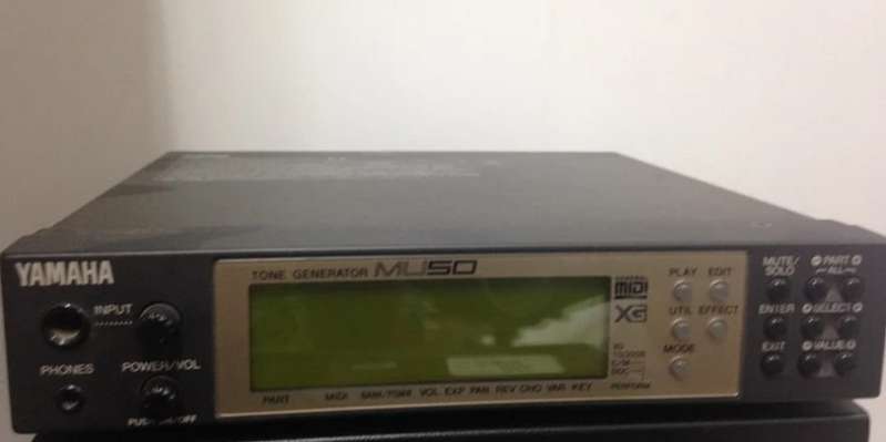 YAMAHA������ MU50 ��Դ - �Ա�����.jpg