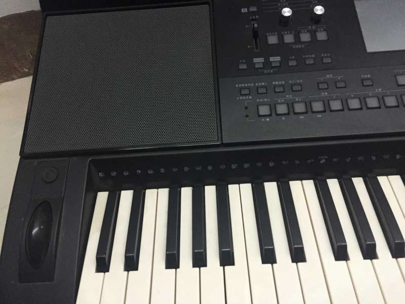 A1000