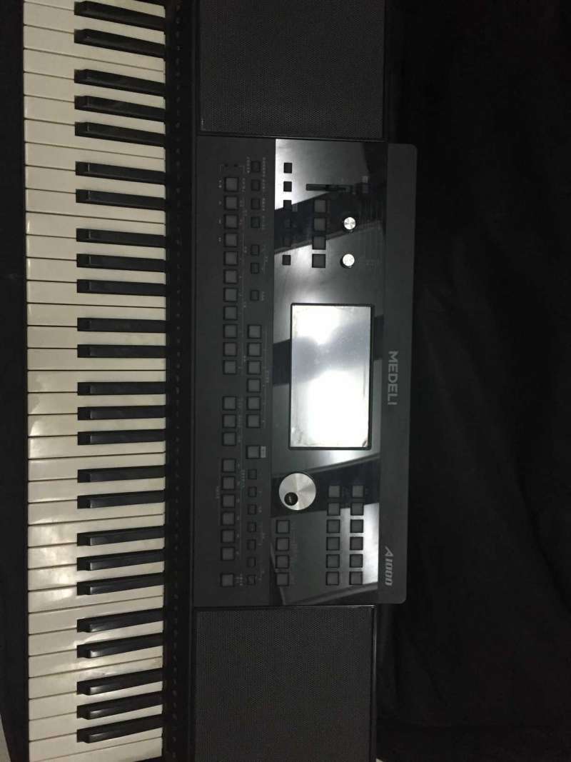 A1000