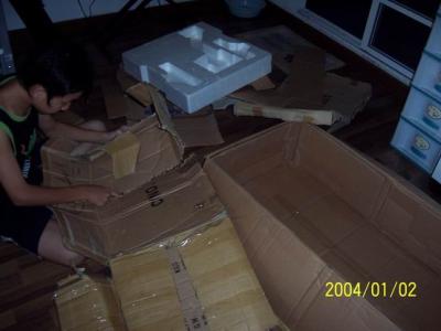 ��"רҵ"��װ�����ڲü�����ֽƤ