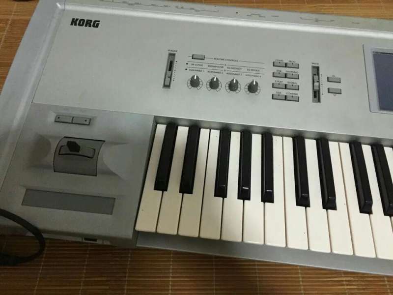 00