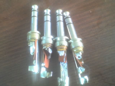 ��ľ�Ľ�ʵ����