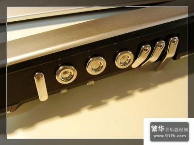 AKAI EWI4000S Ӵ 4.jpg