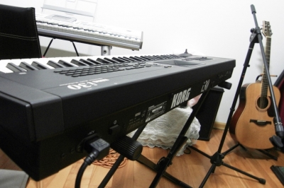 KORG I30B.jpg