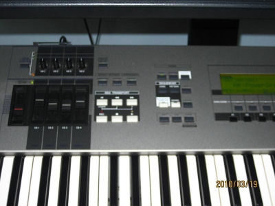 Ƭ 049.jpg