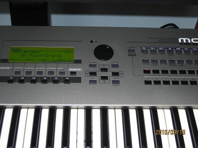 Ƭ 048.jpg