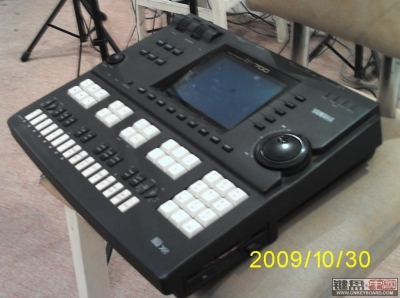 QY700.jpg