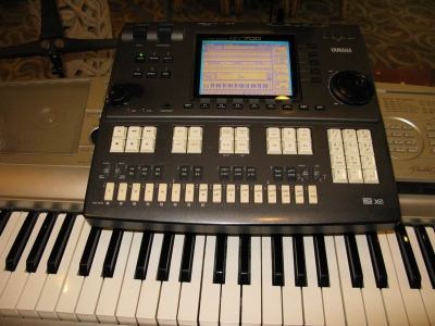 Ƭ 010.jpg