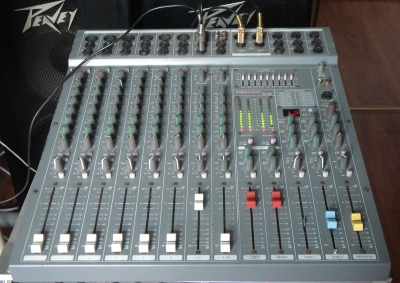 st102-1.jpg