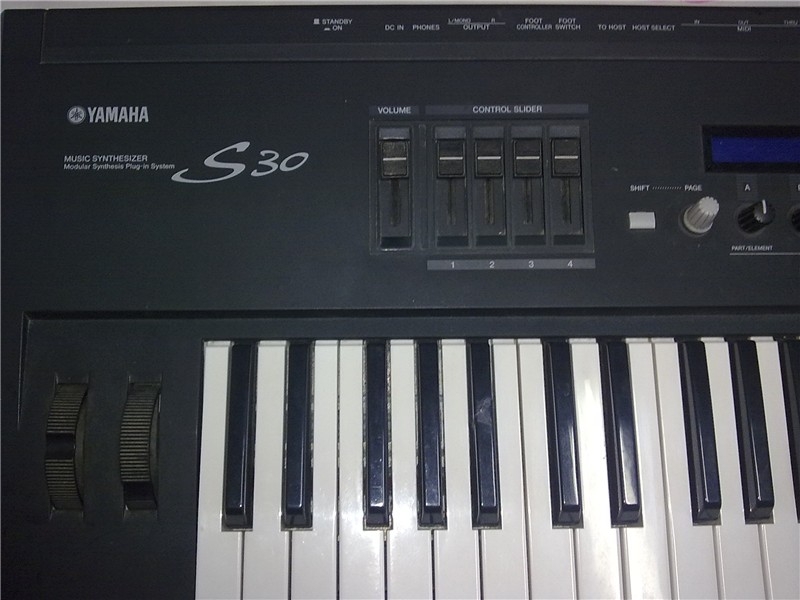 YAMAHA S30-��_����.jpg