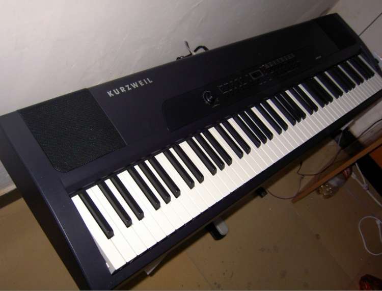 ����ƣ�ɫ������