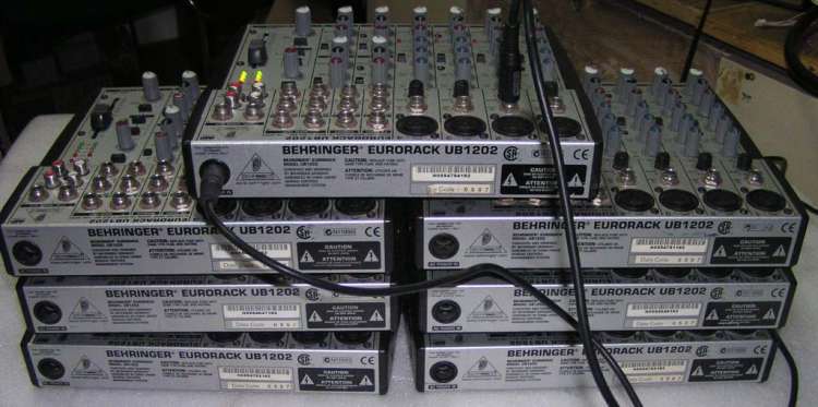 UB1202-5.jpg