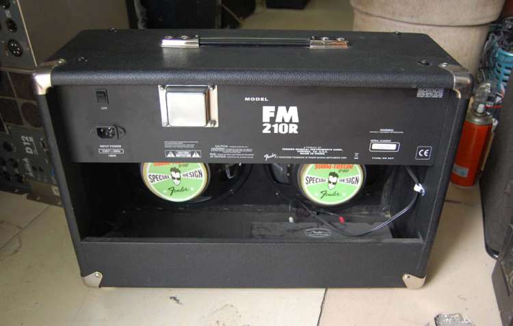 fender fm-210r ��.jpg